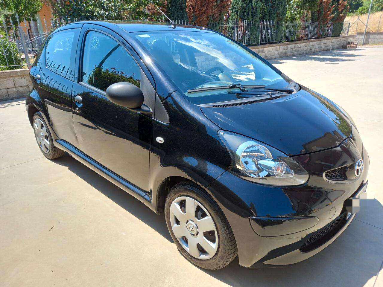 Toyota Aygo 1.0 12V UNICO P. 46000 km !!!!