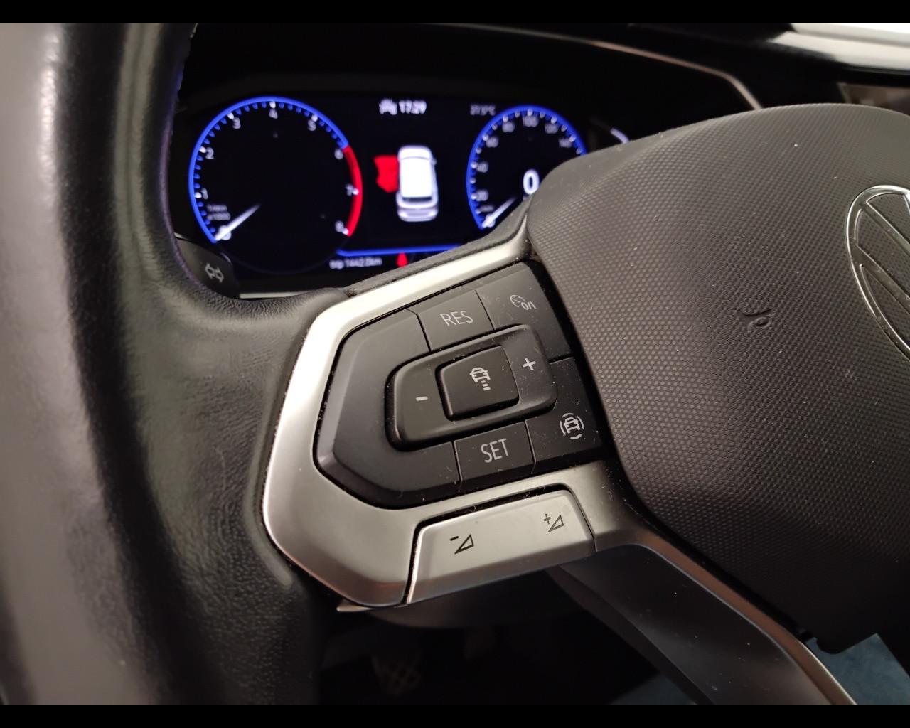 VOLKSWAGEN T-Cross 2019 - T-Cross 1.0 tsi Advanced 110cv