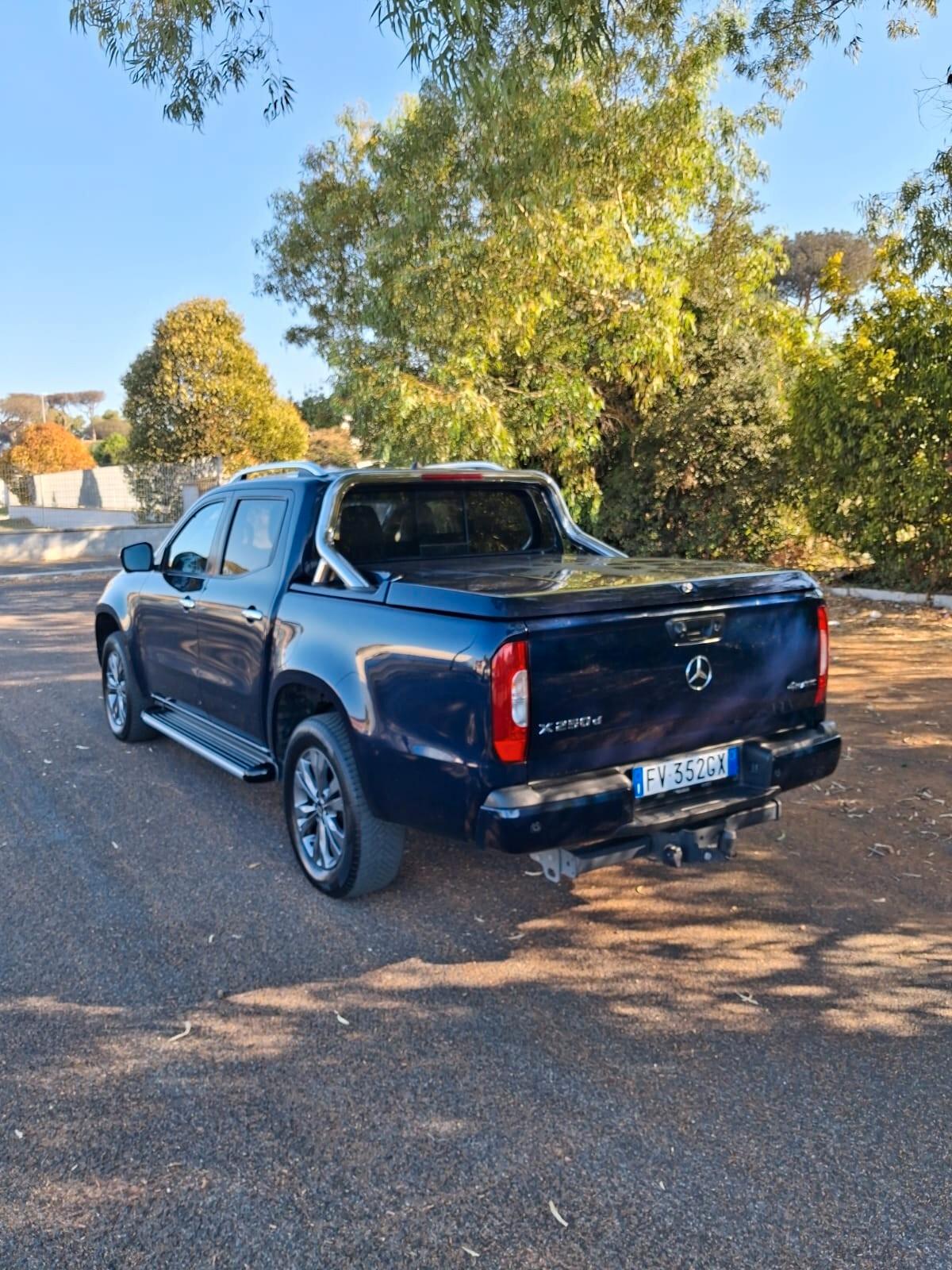 Mercedes-benz X 250 250d pure 4 matic
