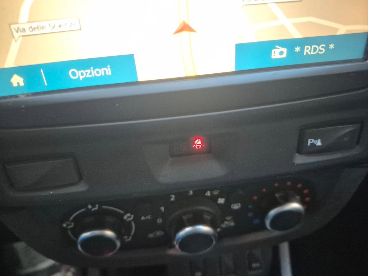 Dacia Duster 1.6 115CV Start&Stop 4x2 GPL Lauréate