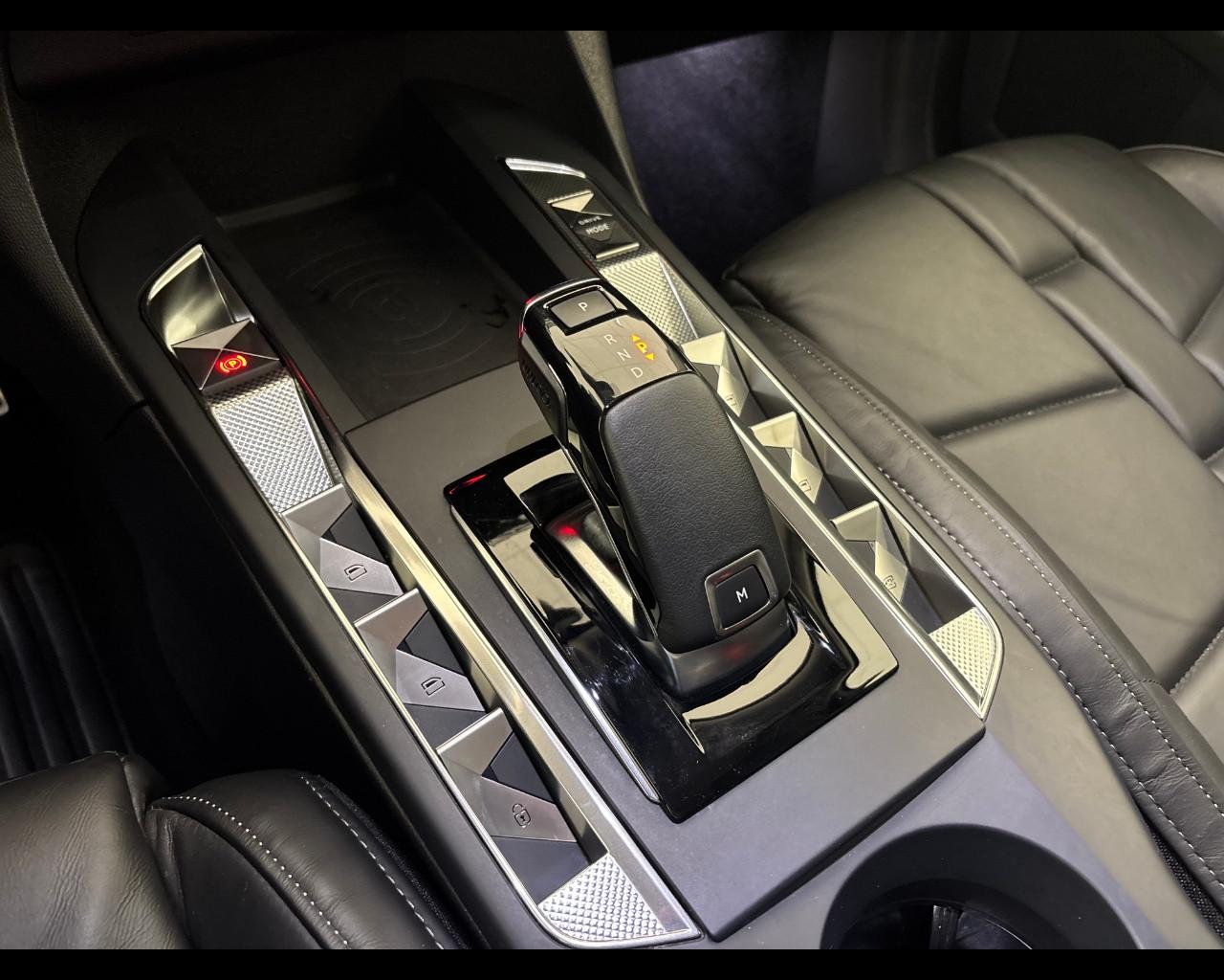 DS AUTOMOBILES DS3 1.5 bluehdi Opera 130cv auto