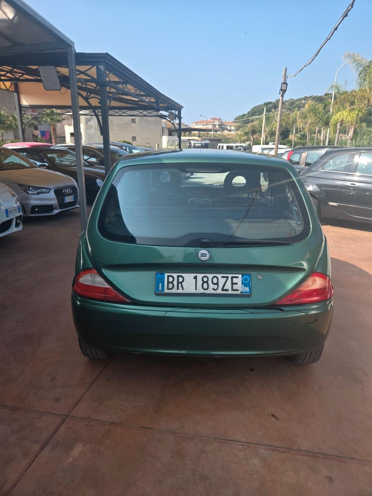 Lancia Y 1.2i 16V cat Elefantino Rosso