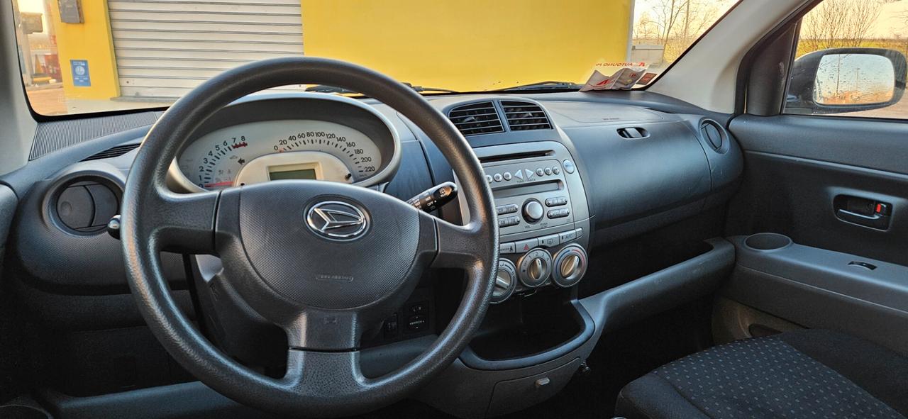 Daihatsu Sirion 1.0 Hiro