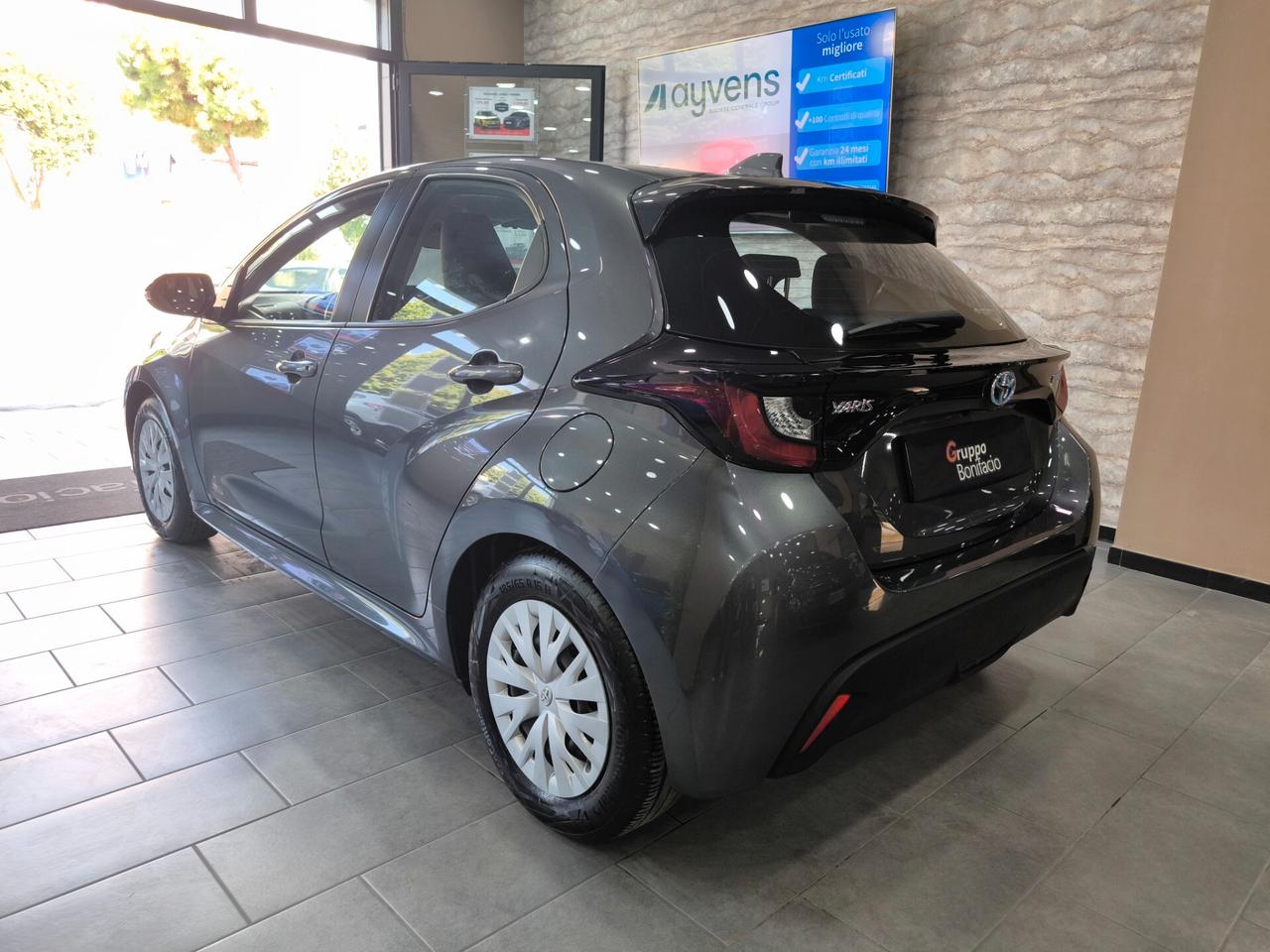 Toyota Yaris 1.5 Hybrid 5 porte Business
