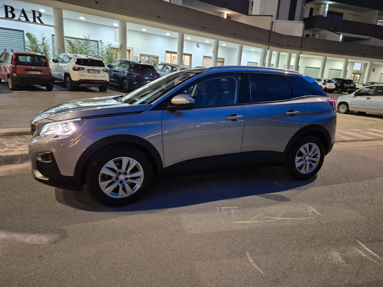 Peugeot 3008 BlueHDi 120 S&S Allure