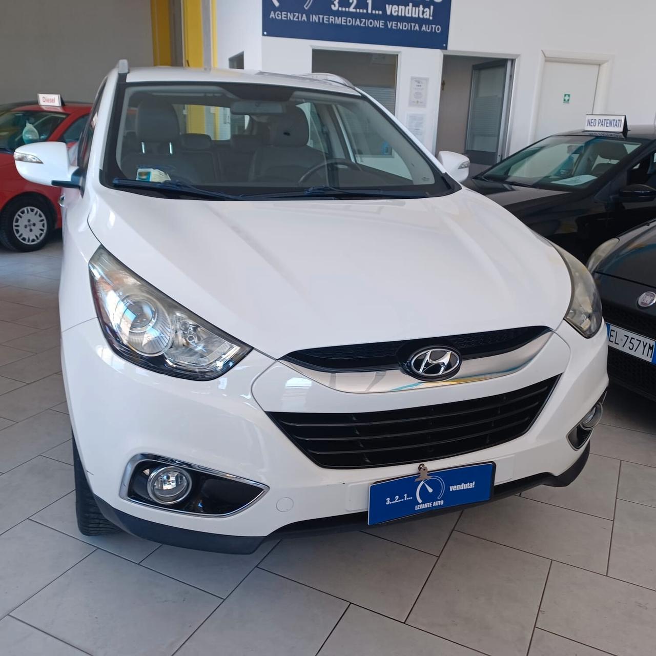 SEMBRA NUOVA HYUNDAI IX35 1.7 TDI