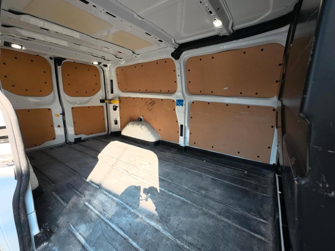 Ford Transit Custom 340 2.0 EcoBlue Hybrid 130 PC Furgone Trend