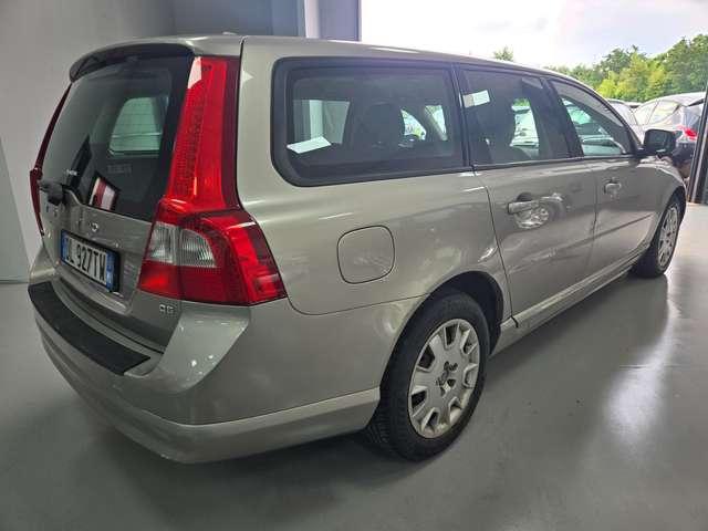 Volvo V70 V70 2.4 d5 Kinetic 185cv