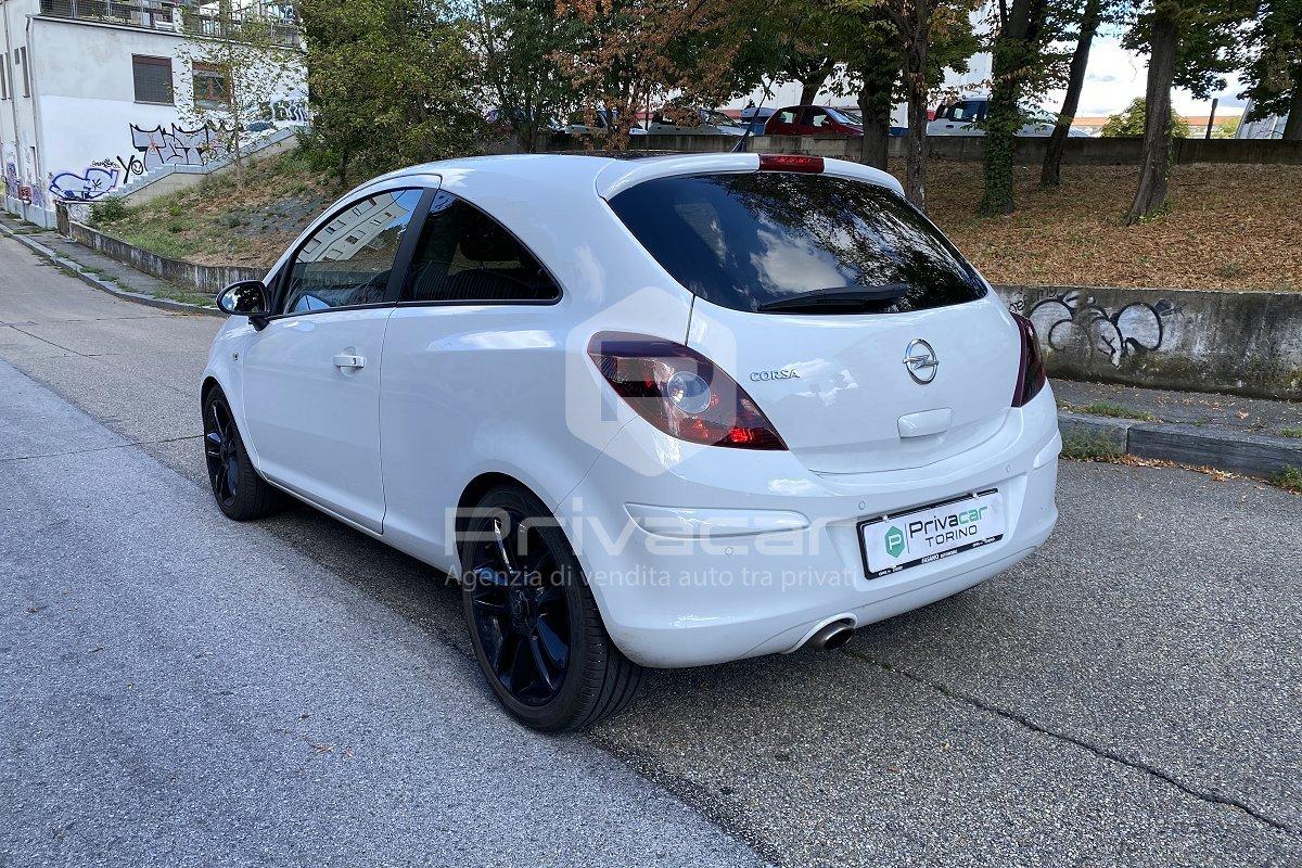 OPEL Corsa 1.4 16V 3 porte b-color