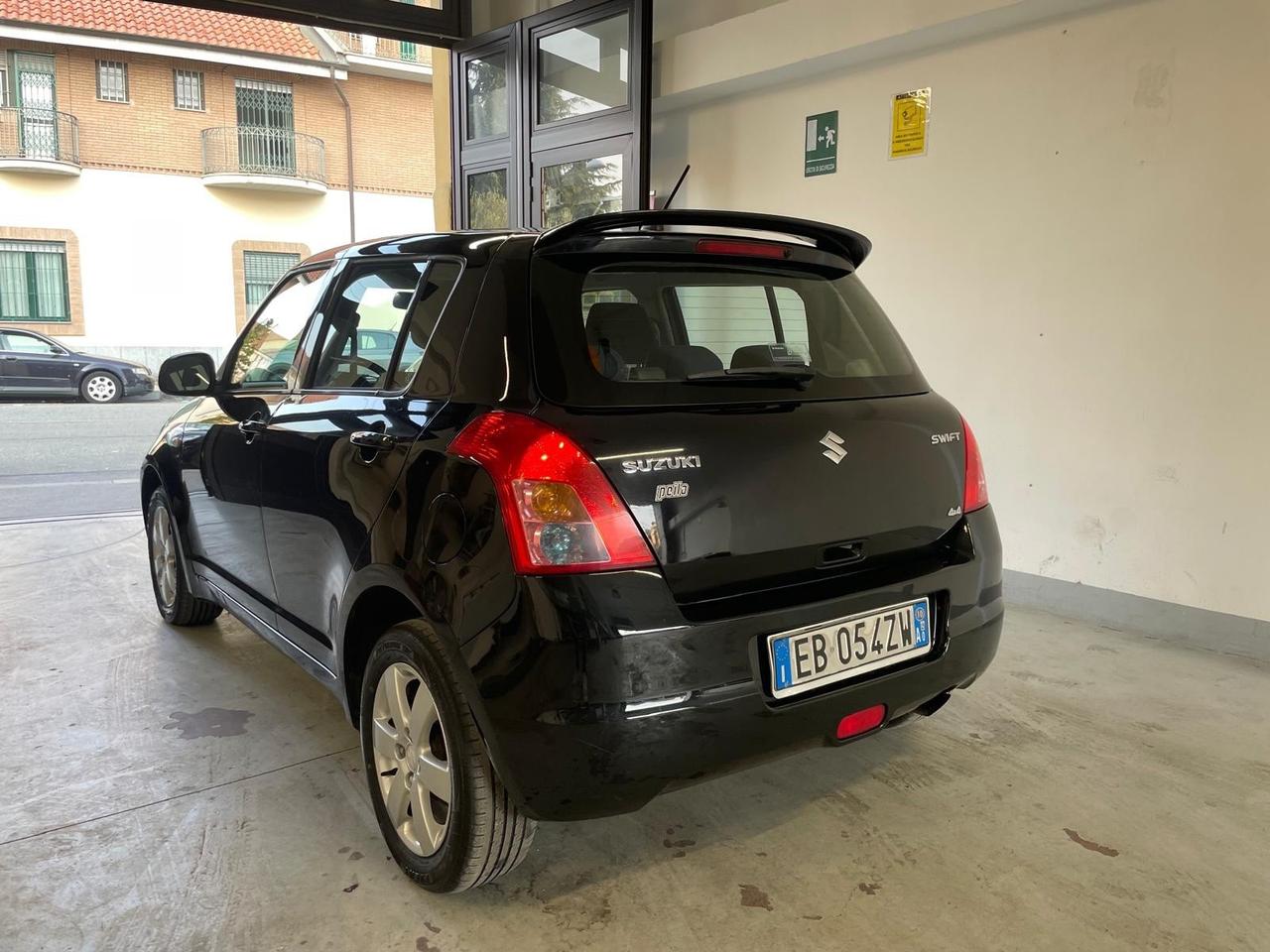 Suzuki Swift 1.3 4x4 5p. GL