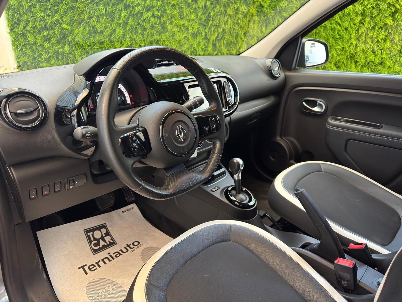 Renault Twingo Electric Urban Night