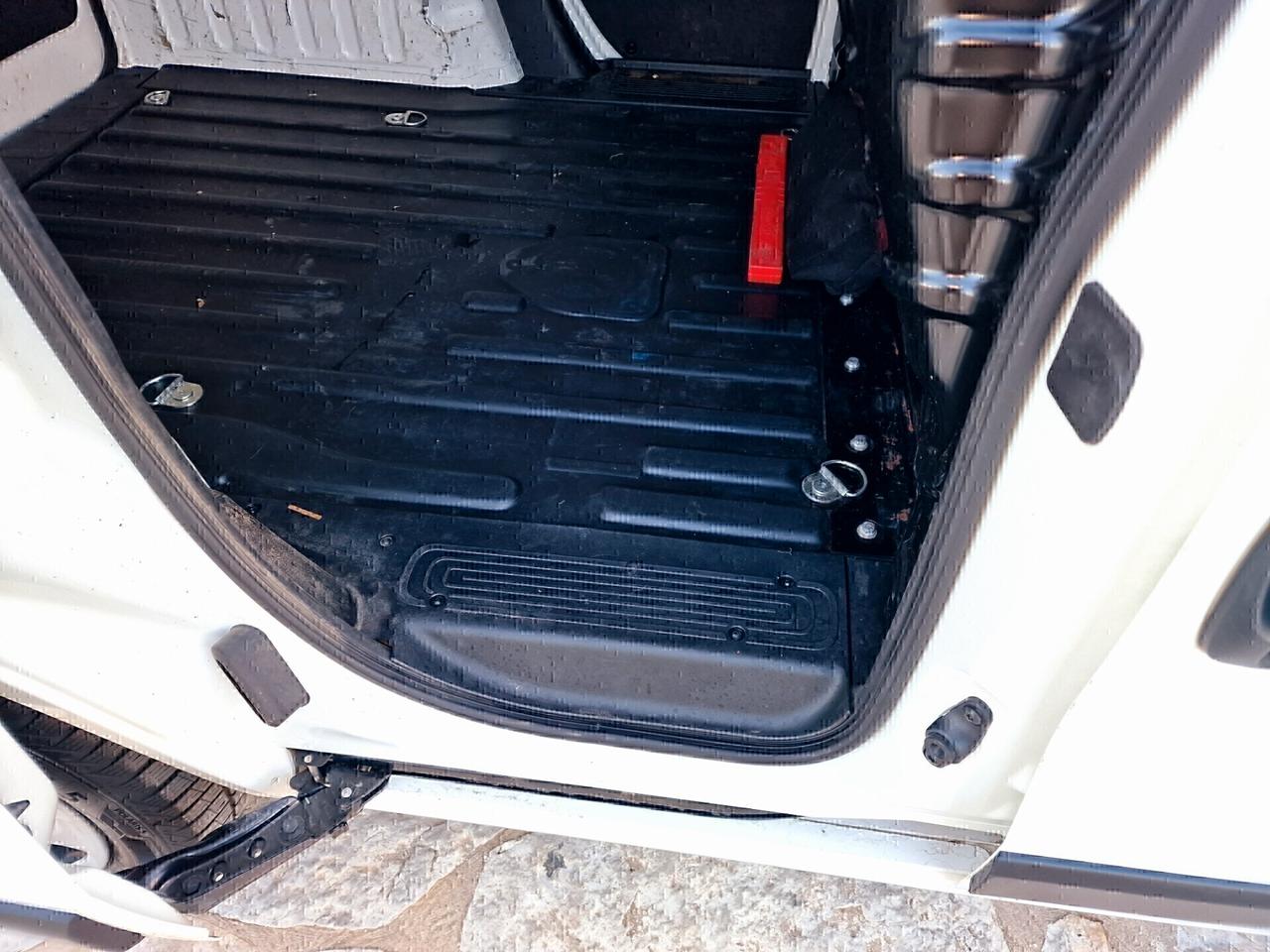 Fiat Fiorino 1.3 MJT 95CV Cargo SX 2022