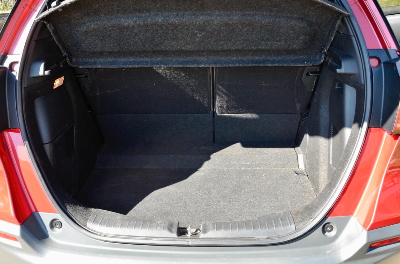 HONDA JAZZ CROSSTAR 1.5 HEV EXECUTIVE BICOLOR 98cv ECVT, UNICOPROPRIETARIO, SERVICE HONDA, UFF ITALIANA, EURO 6D, HIGH BEAM, RETROCAMERA, APPLE ANDROID, PERMUTE