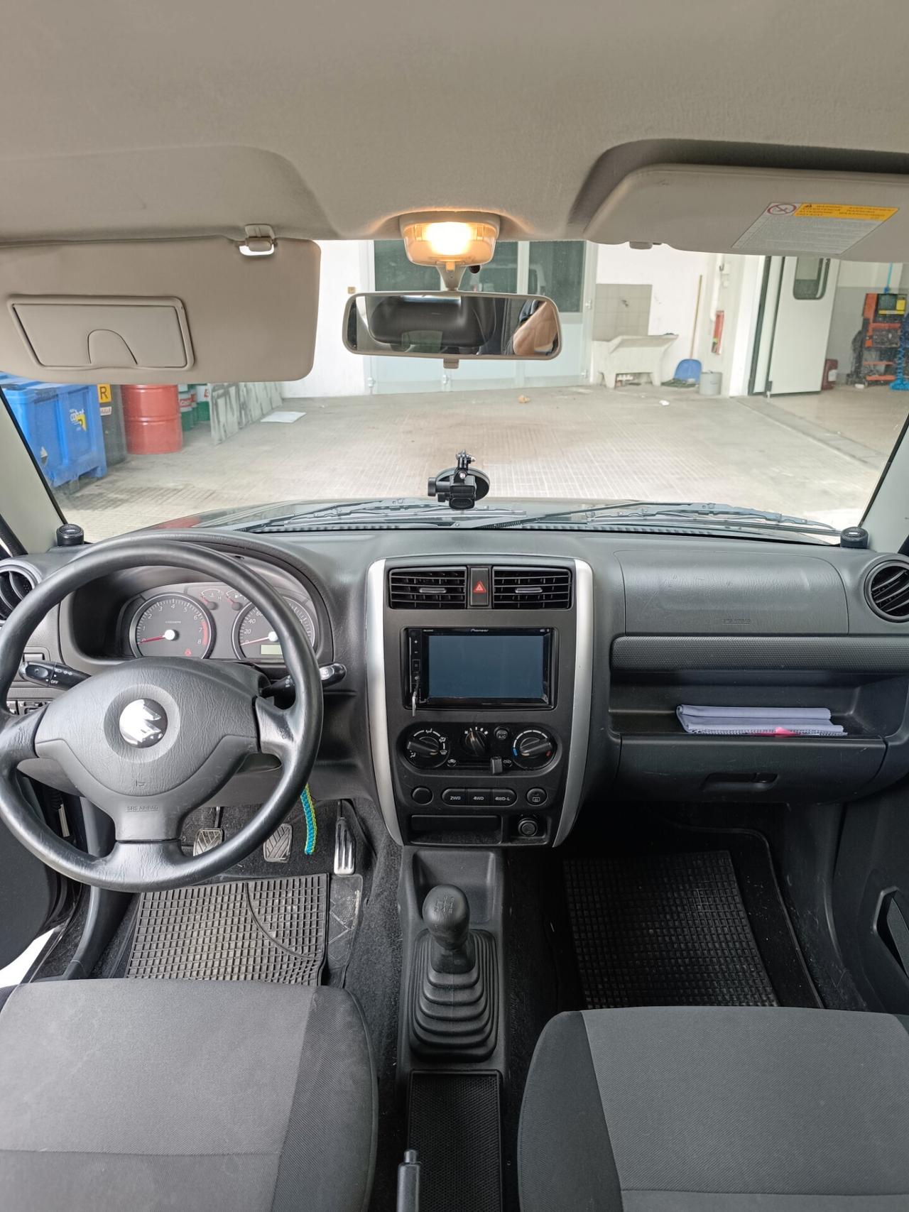 Suzuki Jimny 1.3i 16V cat 4WD JX