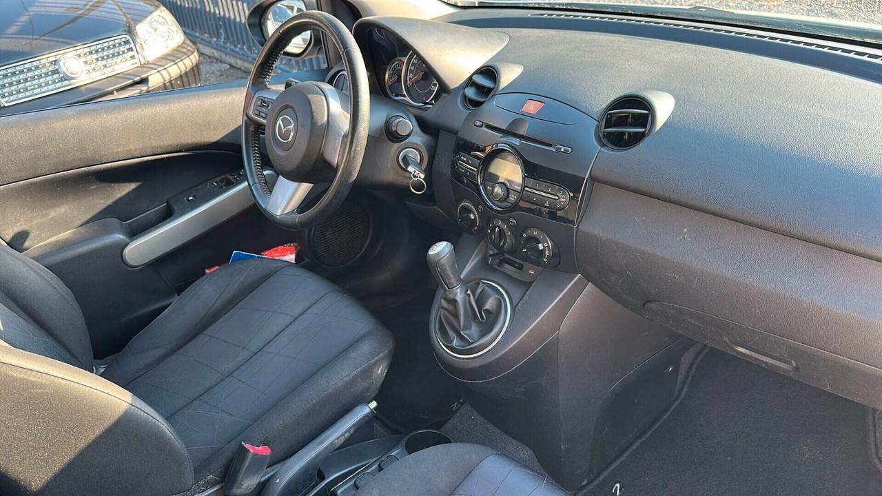 Mazda 2 Mazda2 1.3 16V 75CV 5p. Trendy