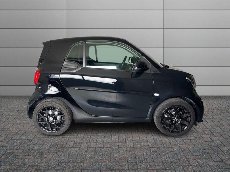 smart fortwo Fortwo 0.9 t Berlin Black Superpassion 90cv twinamic