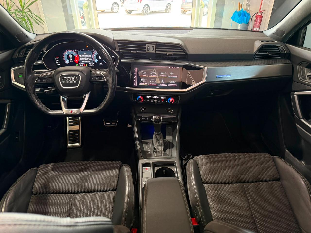 Audi Q3 SPB 35 TDI quattro S-Tronic S-Line Identity Black