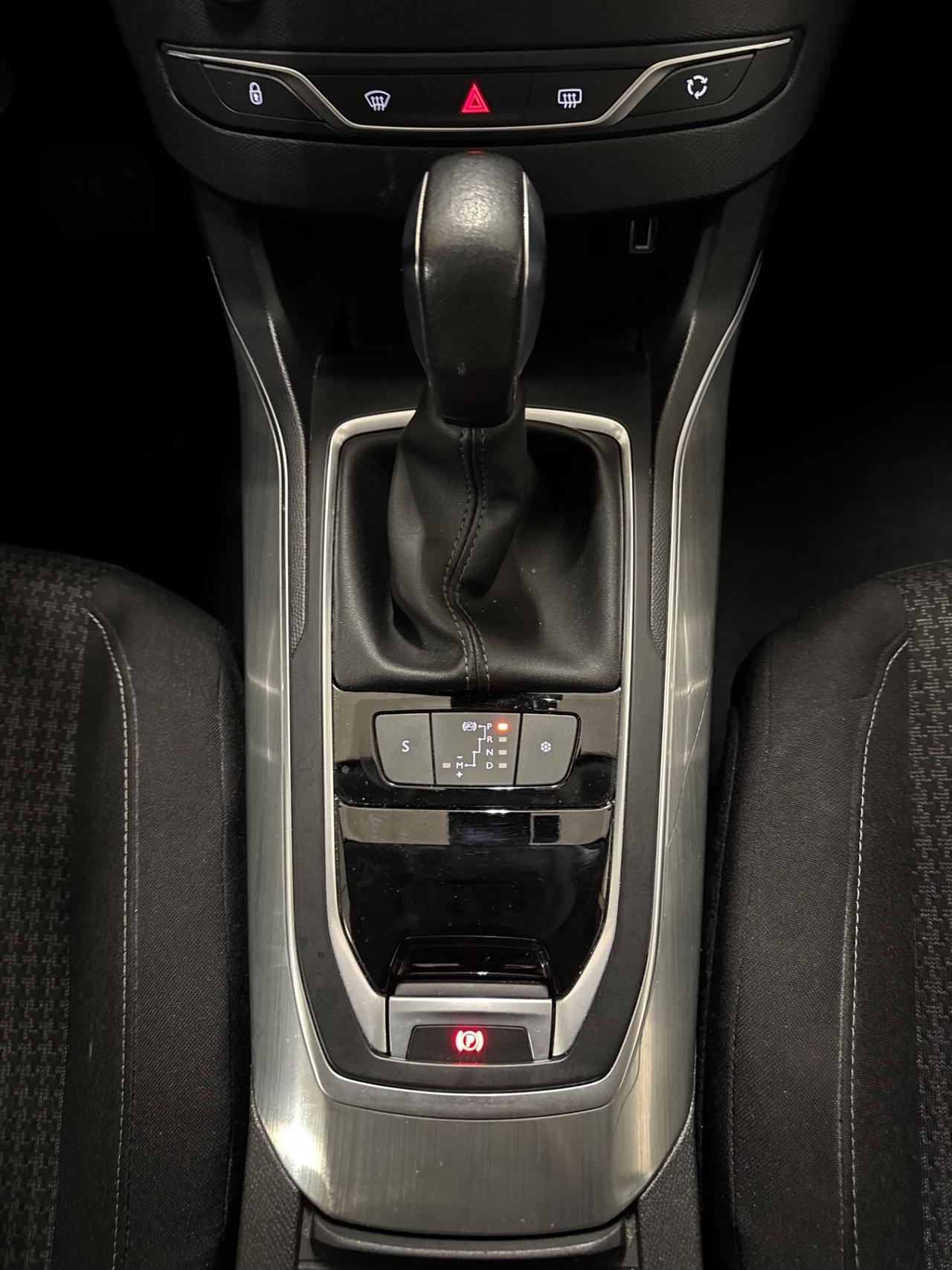 Peugeot 308 BlueHDi 130 S&S Active