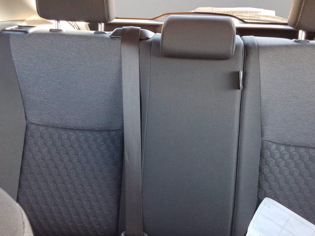 TOYOTA Yaris 1.5h active del 2023