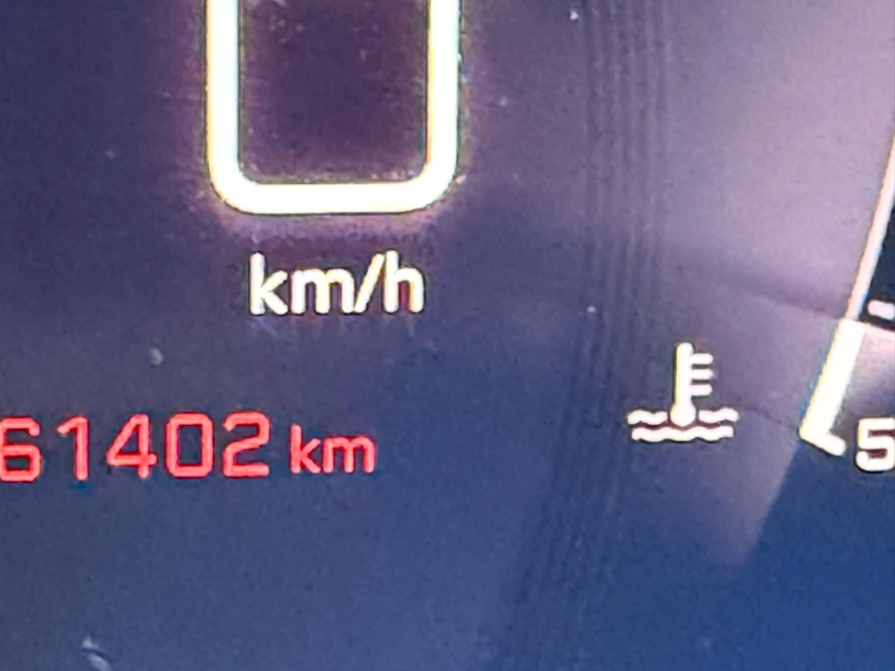 Peugeot 2008 BlueHDi 110 S&S Allure Pack