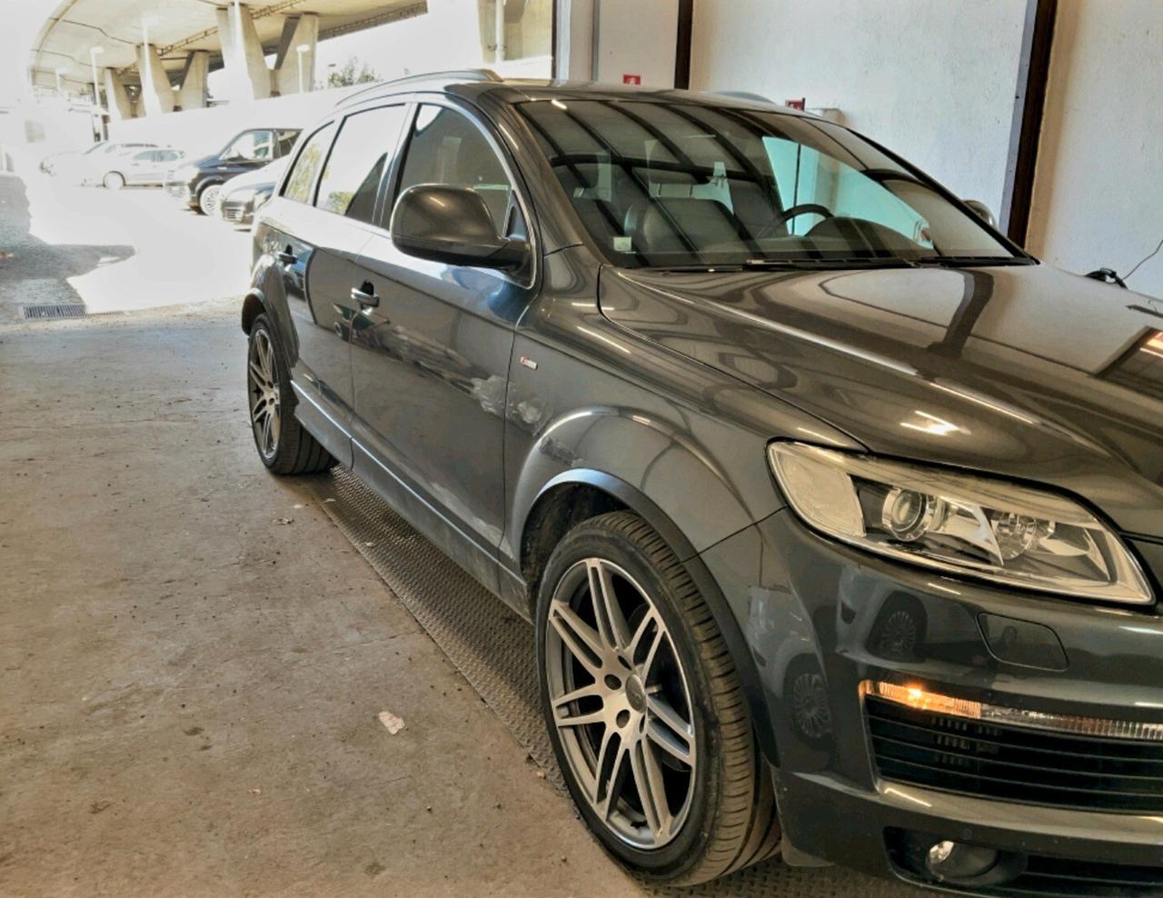 Audi Q7 3.0 V6 TDI Tetto, Bang&Olufsen, Gancio traino,Telecamera