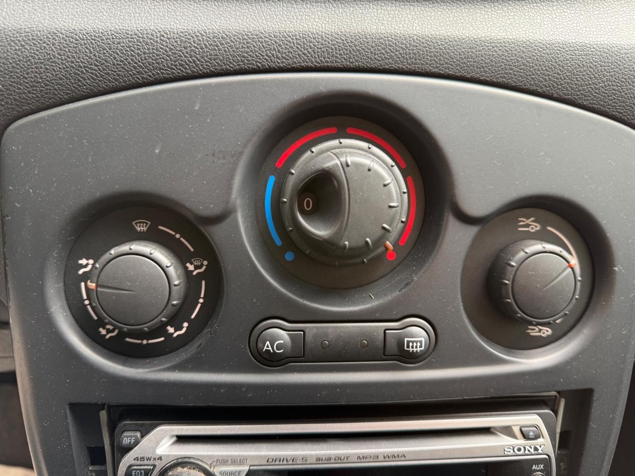 Renault Clio 1.2 - OK NEOPATENTATI