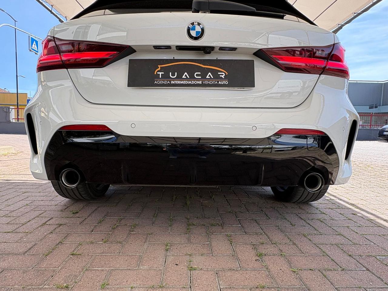 Bmw 118 M Sport 118d TETTO APRIBILE E PANOR #10951