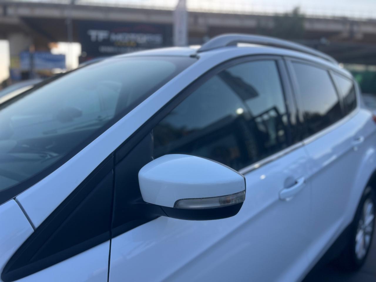 Ford Kuga 2.0 TDCI 4WD AUT. SOLO 120.000KM 12/2015