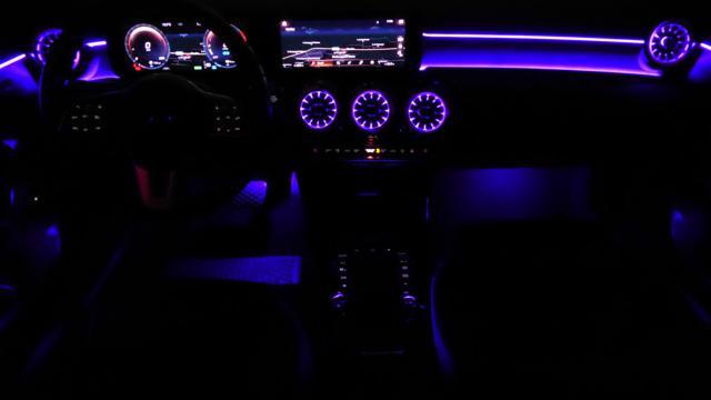 MERCEDES-BENZ A 250 Sedan e hybrid EQ Sport