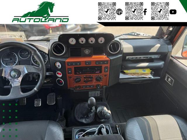 LAND ROVER Defender 110 2.4 TD4 Station Wagon SE