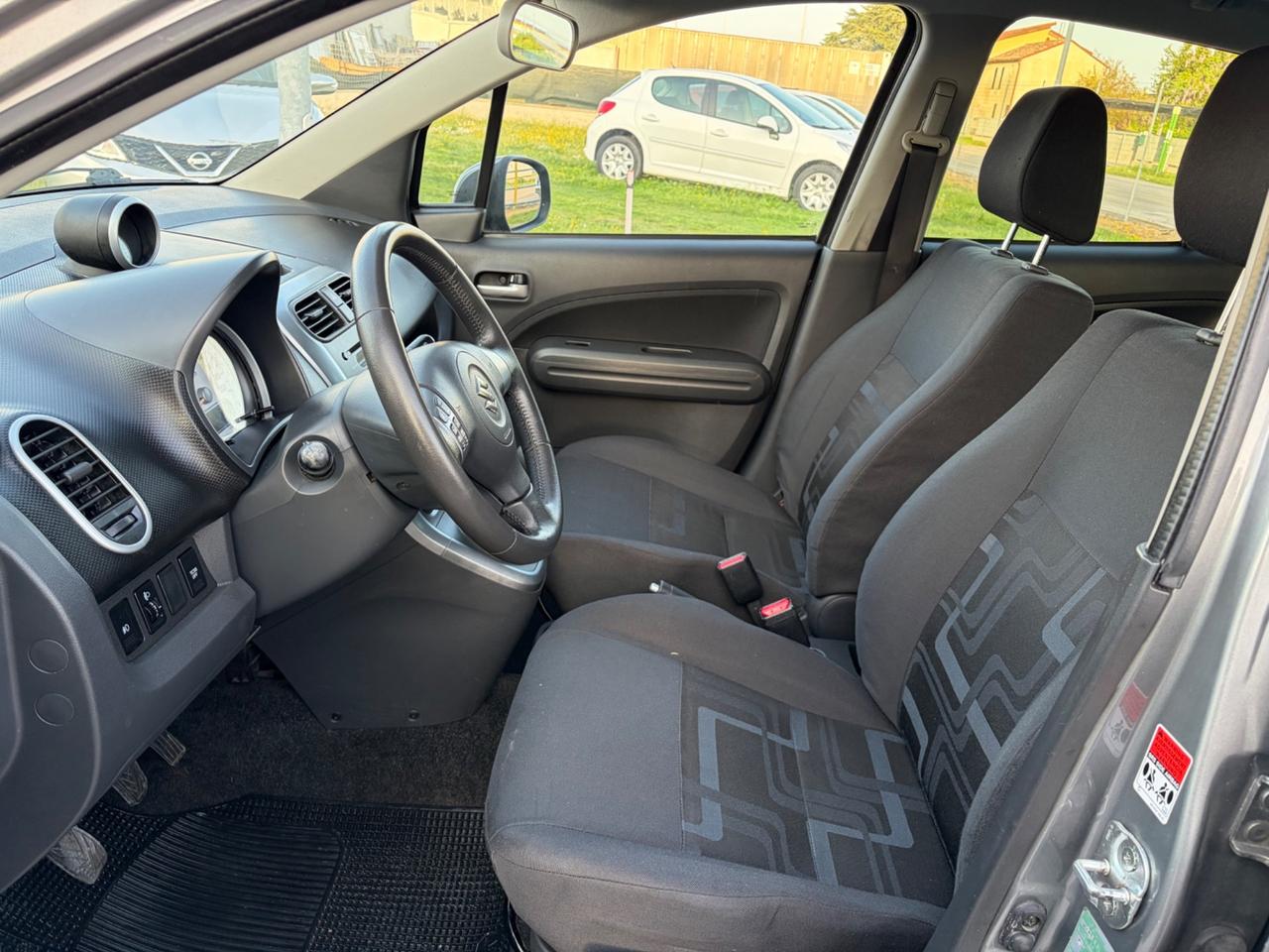 Suzuki Splash 1.0 benzina 2011 ok neop