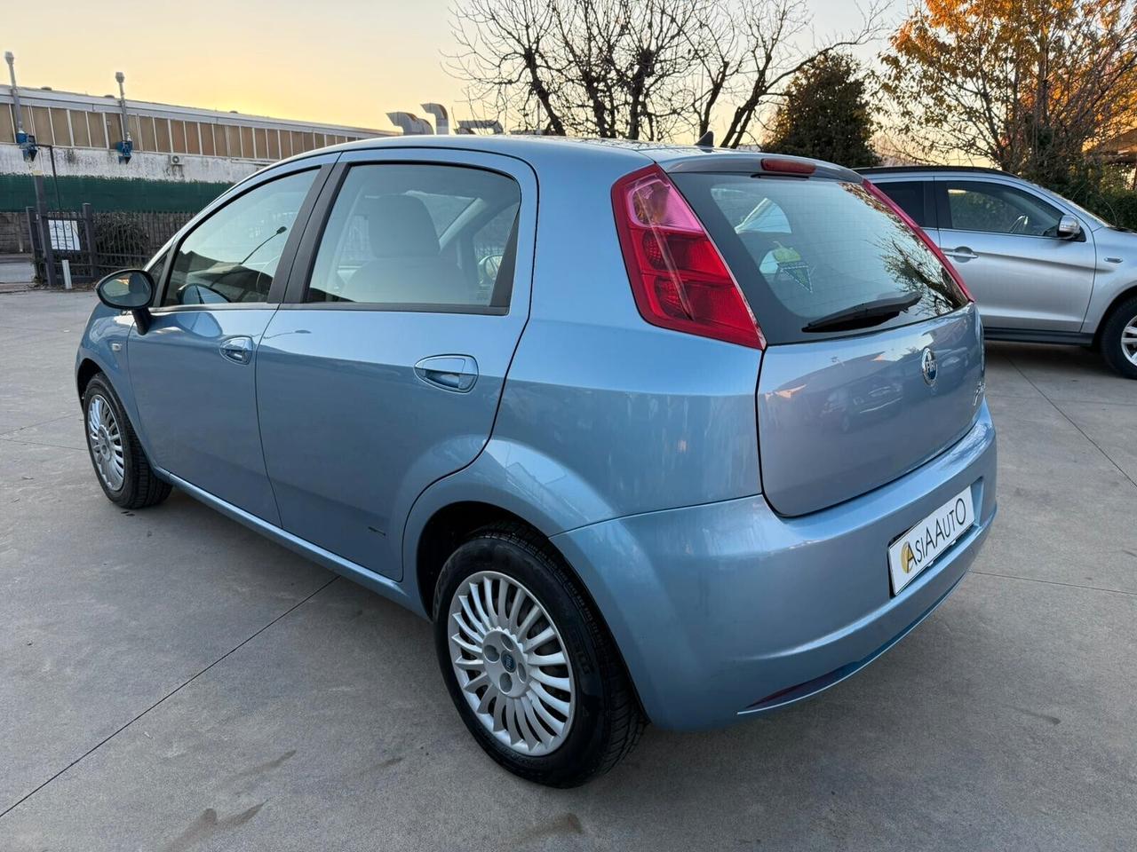 Fiat Grande Punto 5p 1.2 65cv 68.000 KM