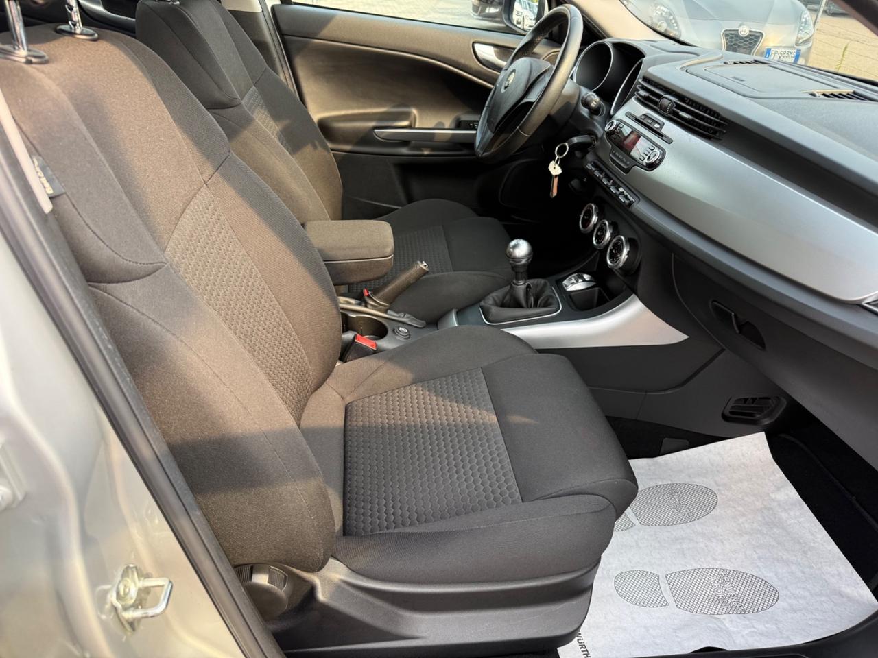 Alfa Romeo Giulietta 1.6 JTDm-2 105 CV Distinctive