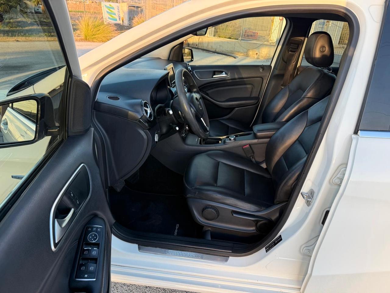 Mercedes-benz B 200 CDI BlueEFFICIENCY Premium