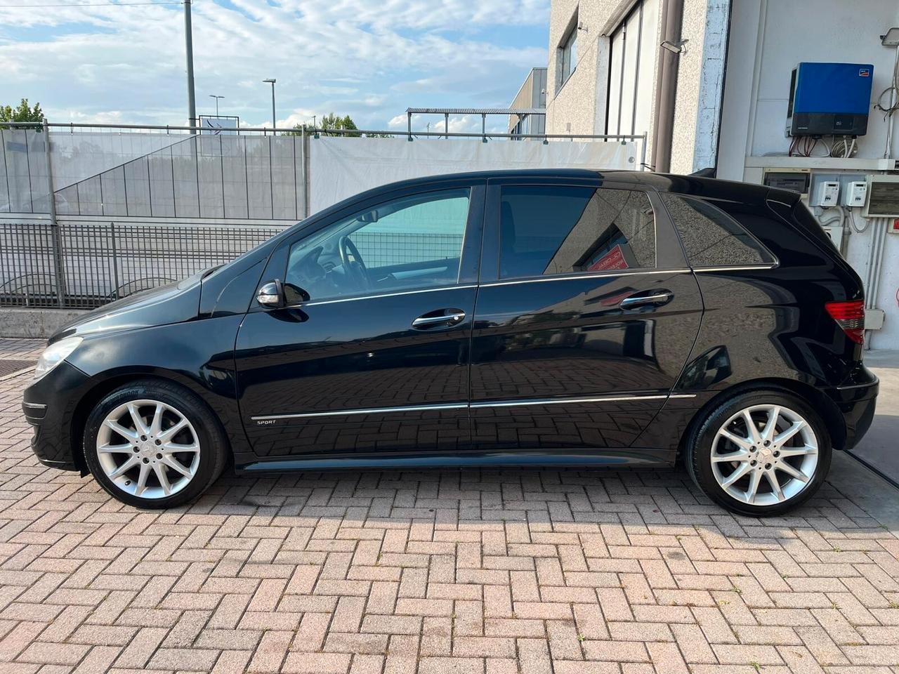 Mercedes-benz B 200 CDI Sport 140CV ok neopatentati