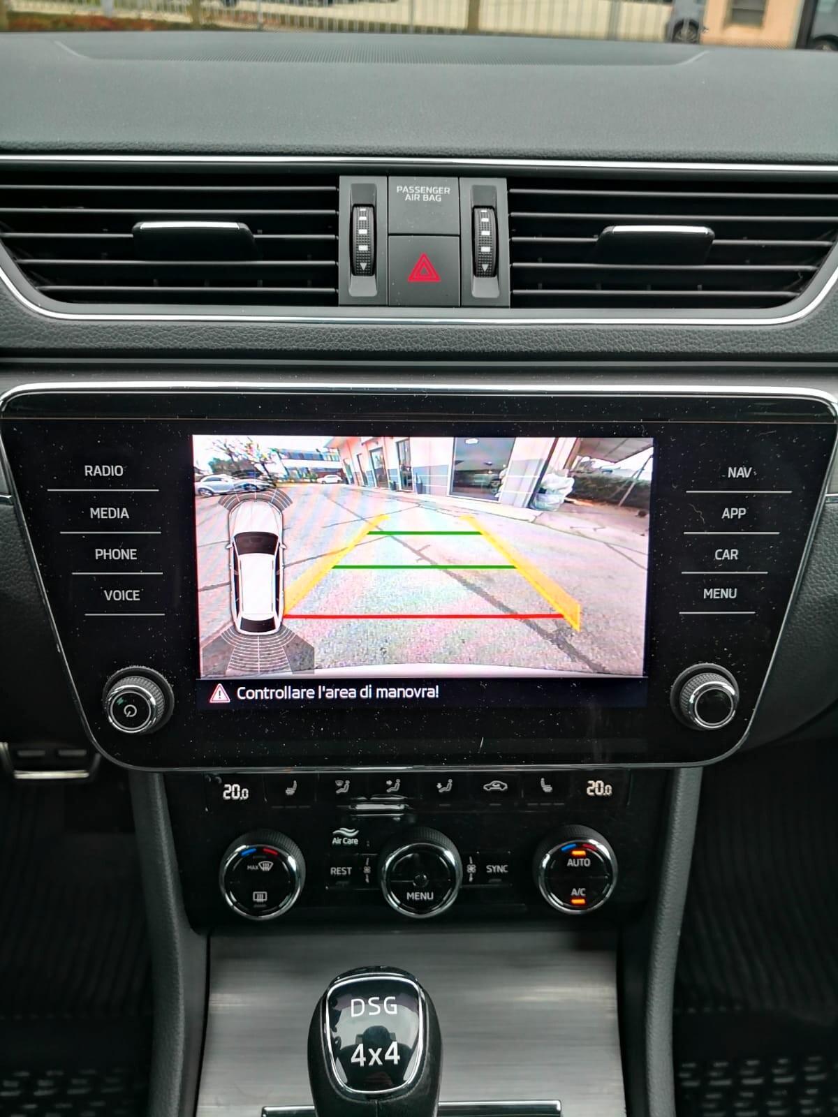 Skoda Superb 2.0 TDI 190 CV SCR DSG 4x4 Wagon Scout