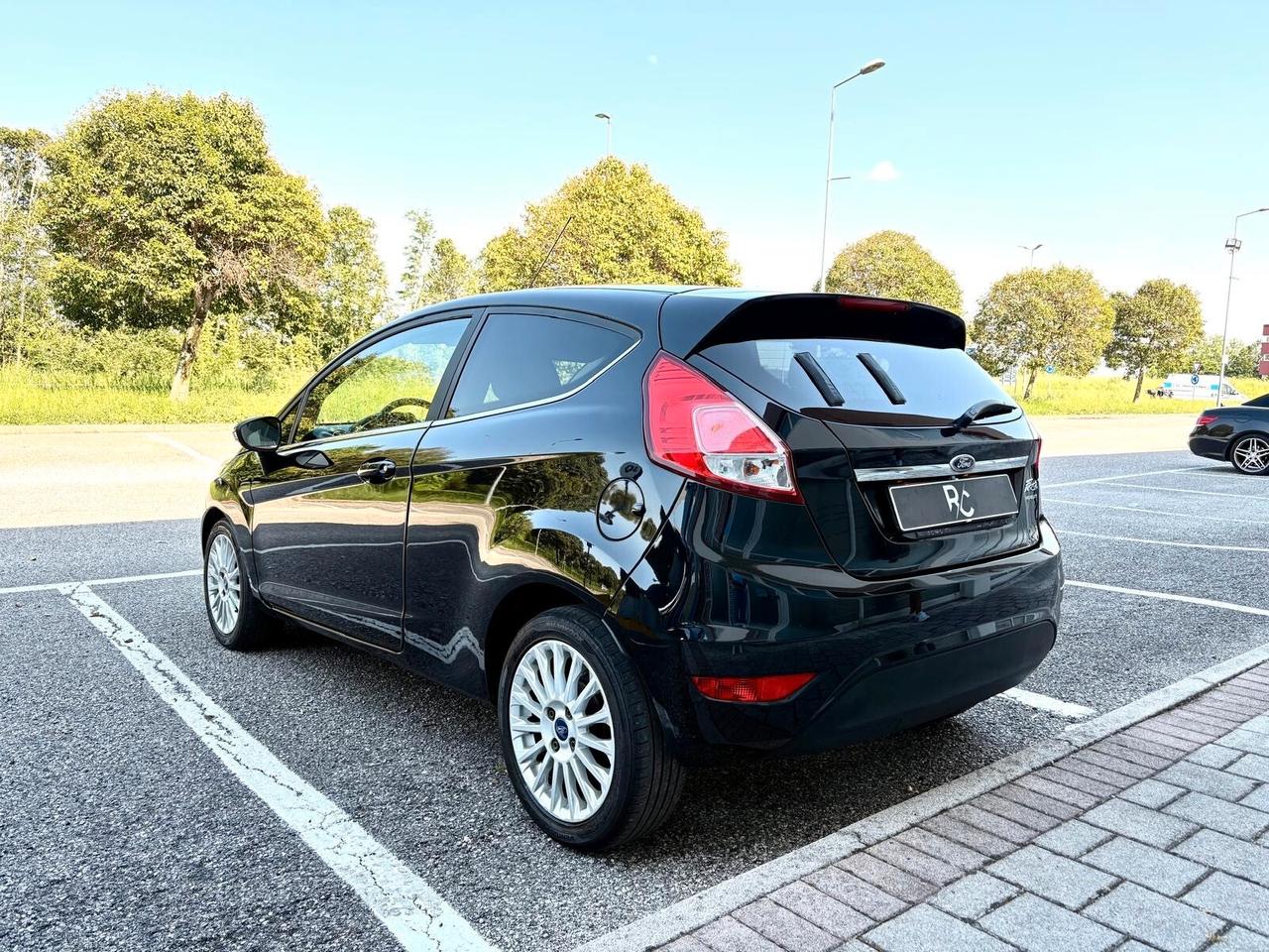 Ford Fiesta 1.4 GPL Titanium Neopatentati