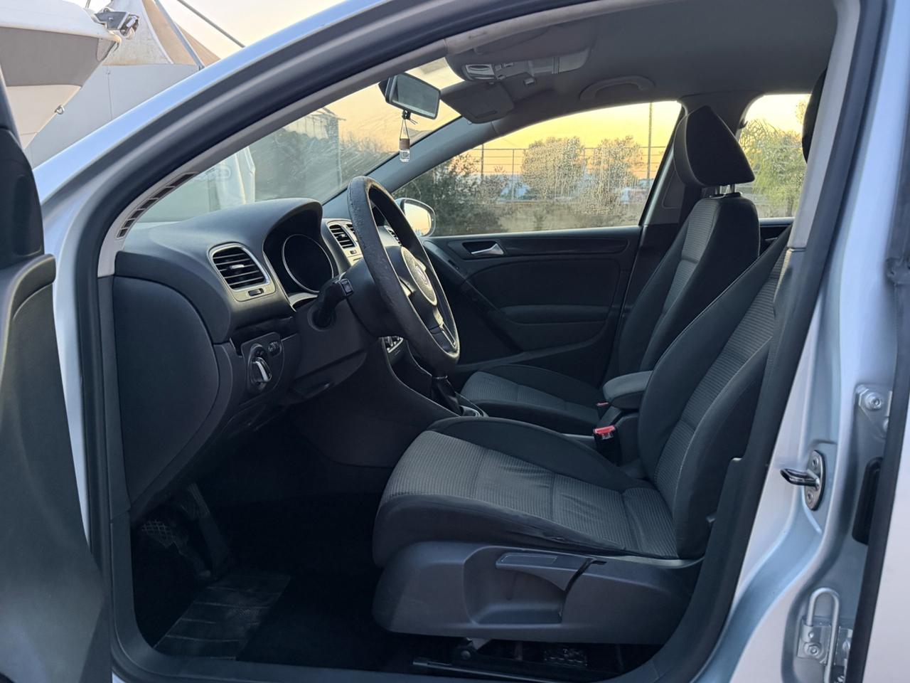 Volkswagen Golf 1.6 TDI DPF 5p. Highline