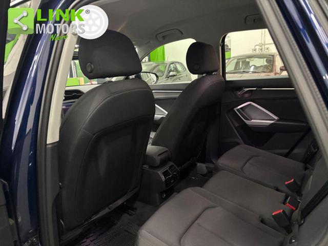 AUDI Q3 35 TDI Business Advanced