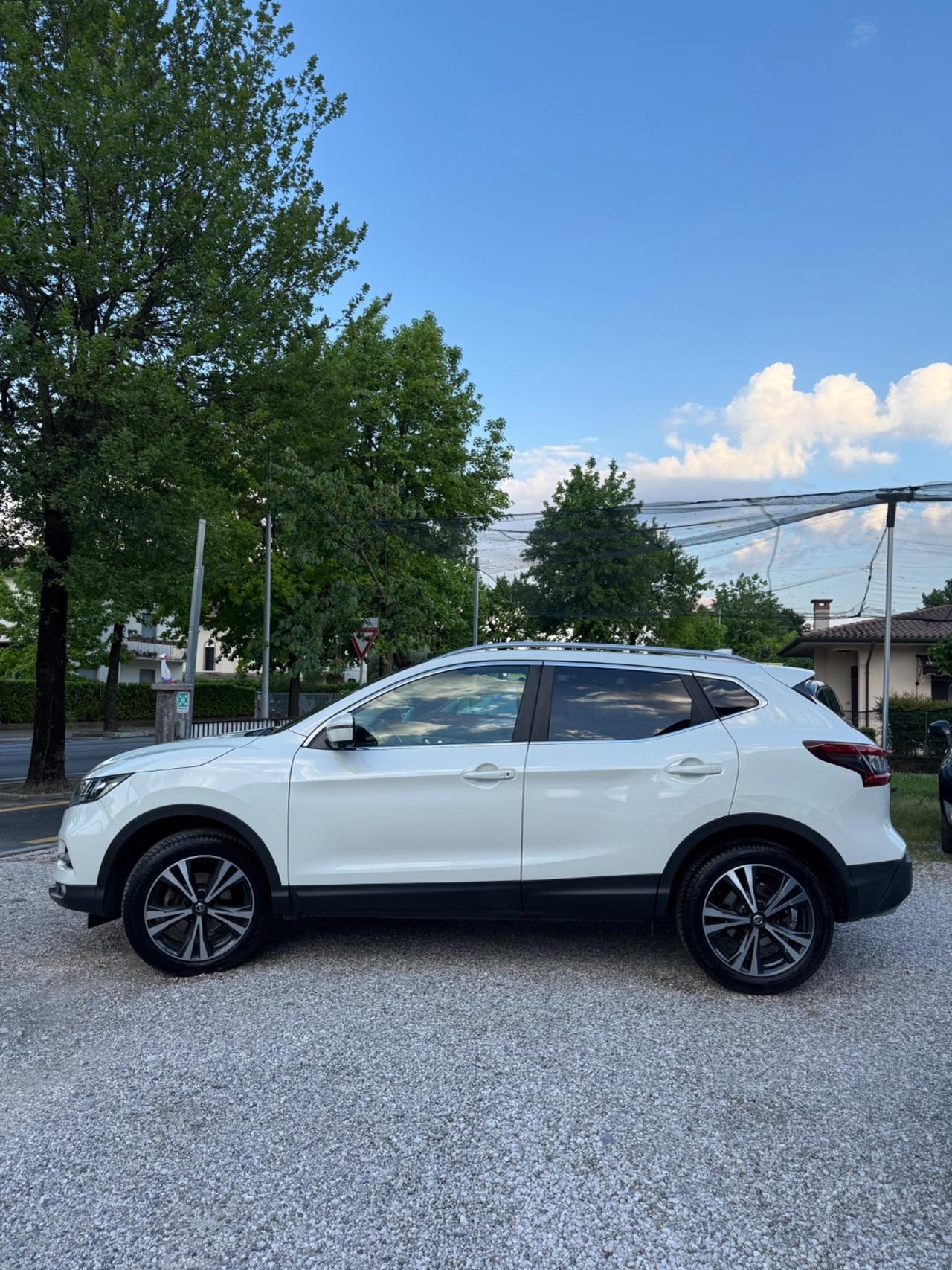 Nissan Qashqai 1.6 dCi 2WD N-Connecta