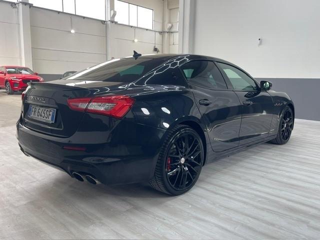 Maserati Ghibli V6 430 CV Q4 Trofeo