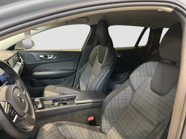 VOLVO V60 V60 B4 (d) automatico Core