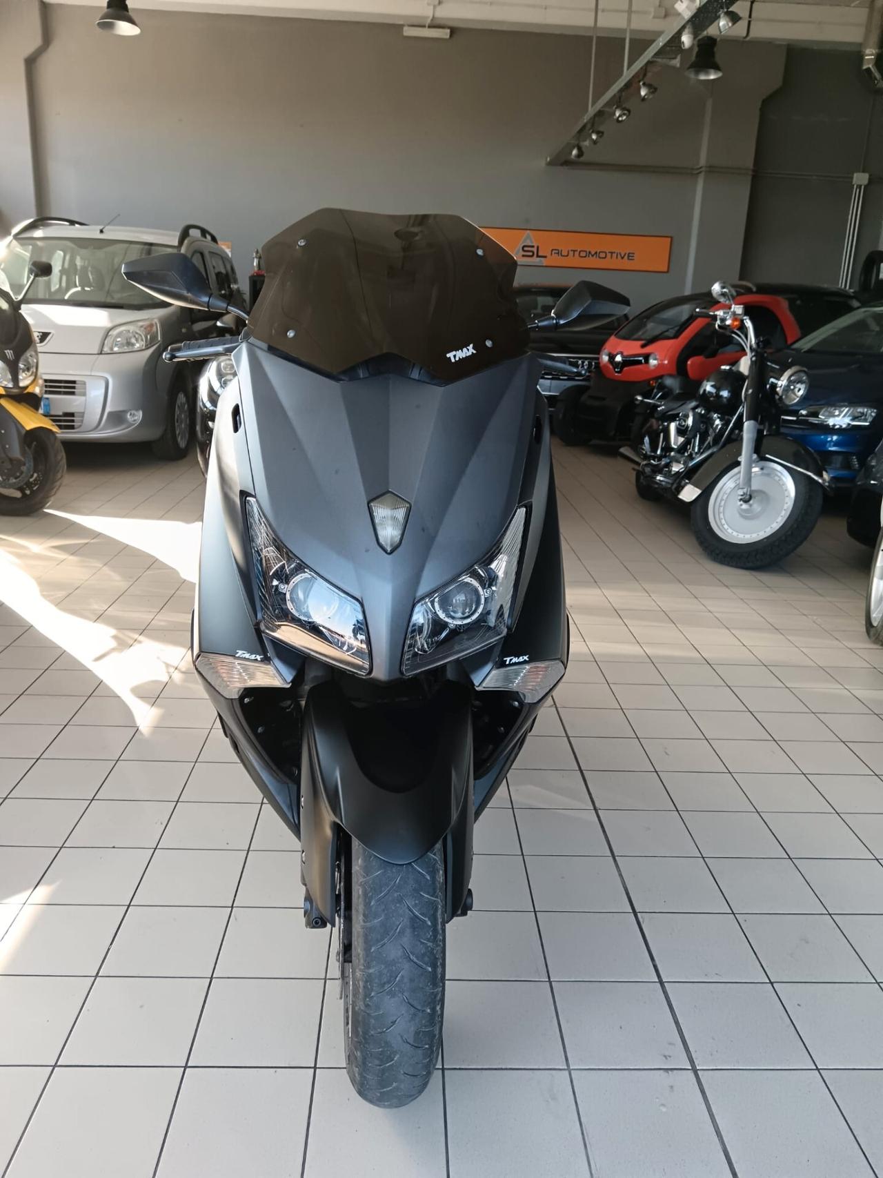 Yamaha Tmax 530