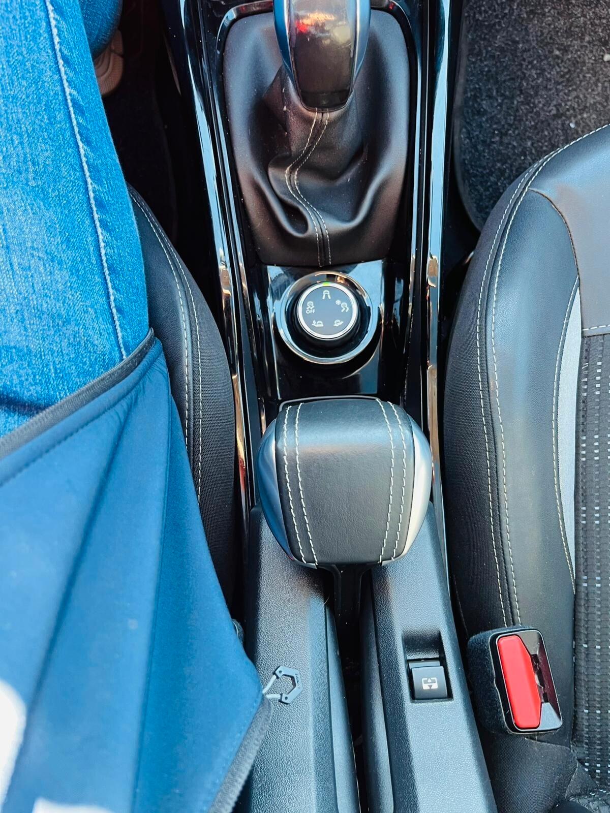 Peugeot 2008 1.6HDI TETTO PANORAMICO FULL 2017