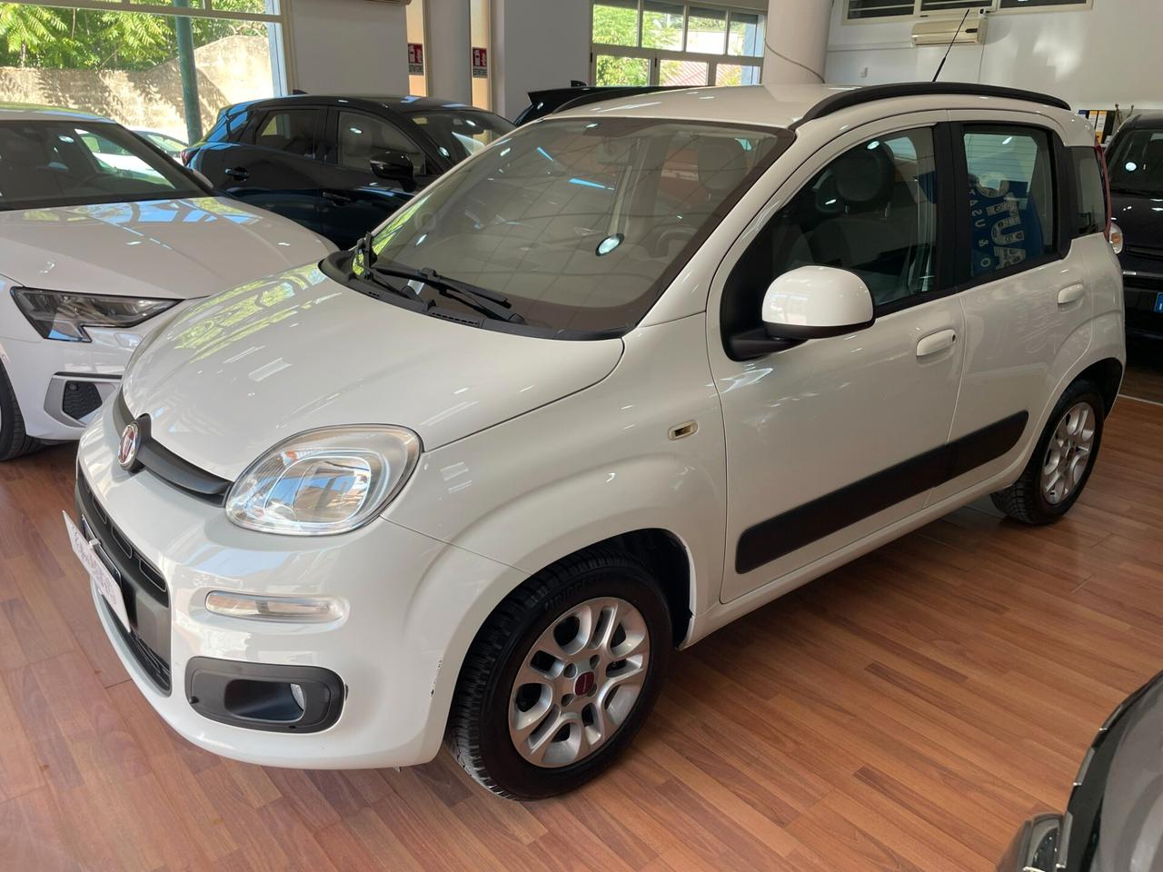 FIAT PANDA 1.2 69CV LOUNGE PROMO ESTATE
