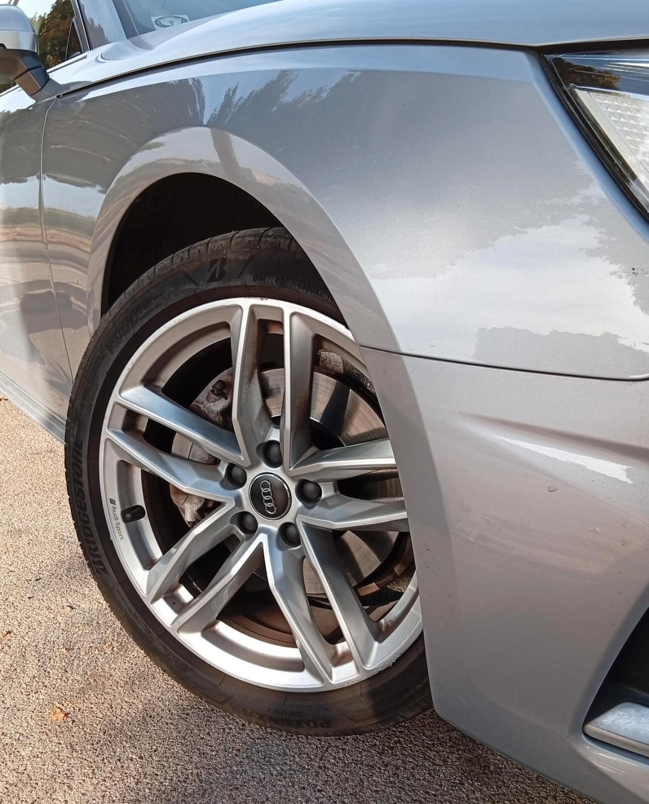Audi A4 Avant 40 TDI quattro S tronic Business