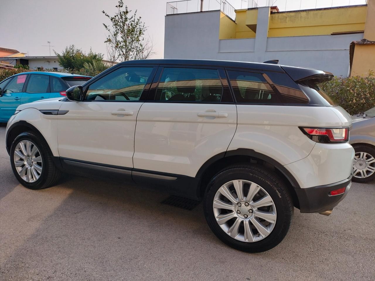 Land Rover Range Evoque 2.0 TD4 150 CV 5p. SE