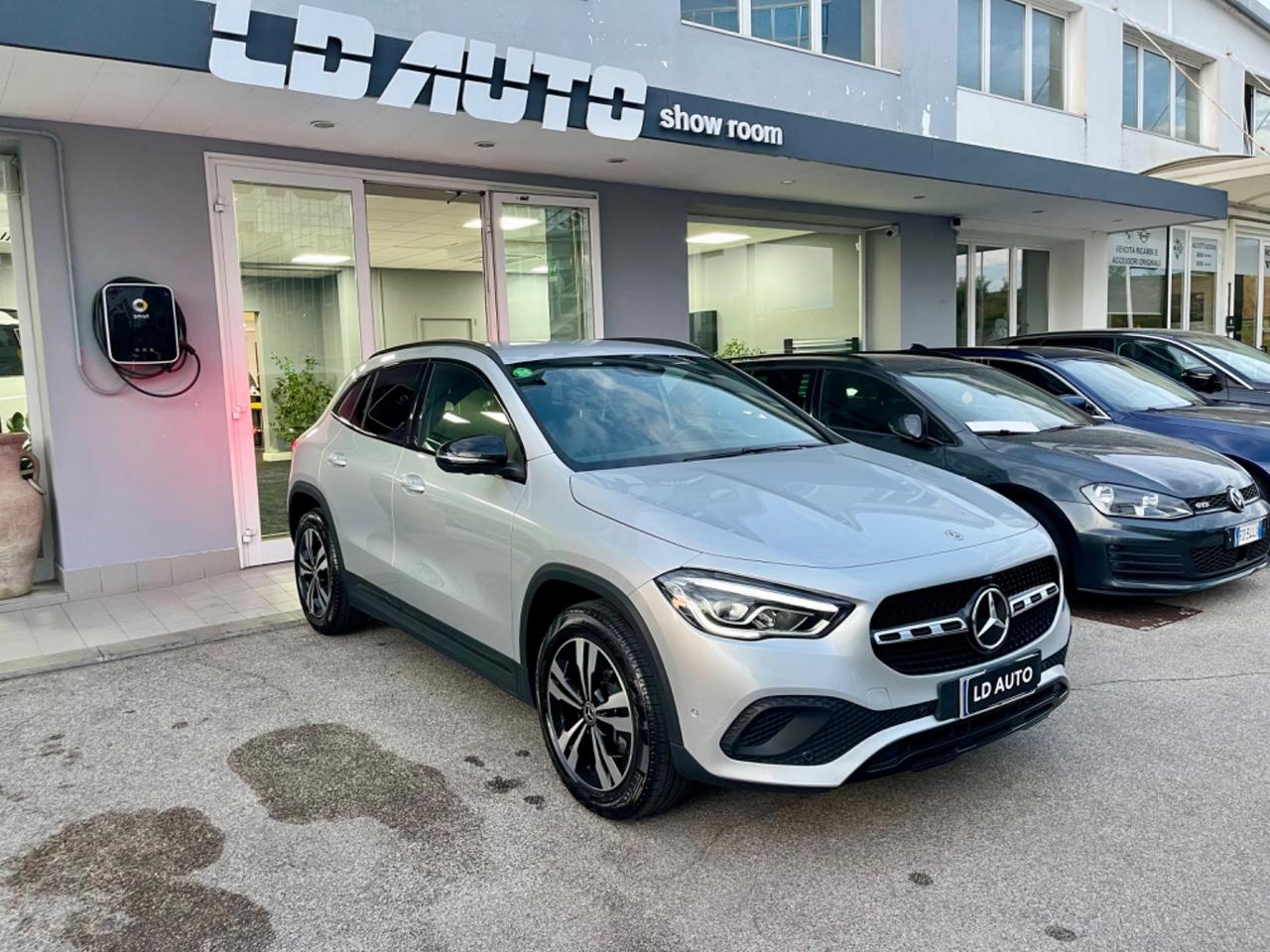 Mercedes-benz GLA 250 GLA 250 e Plug-in hybrid Automatic Premium