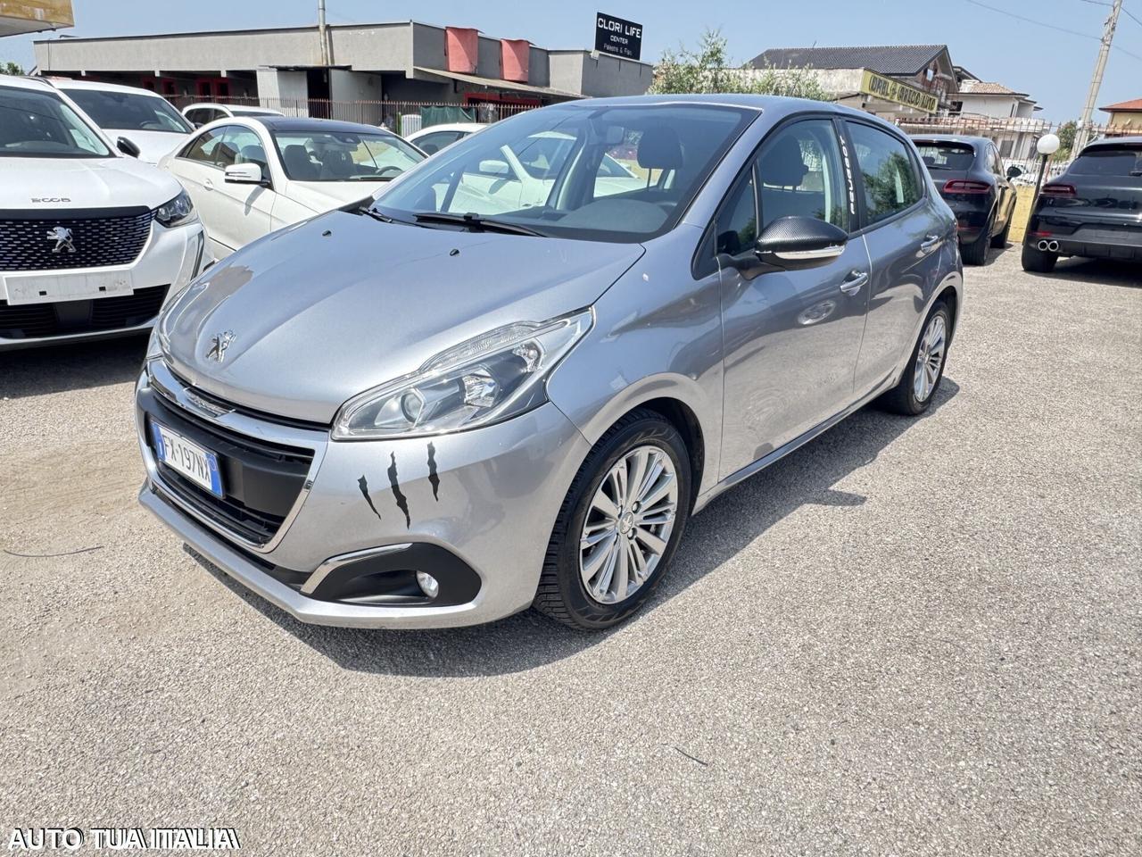 PEUGEOT 208 1.2 BENZINA ADATTA NEOPATENTATI