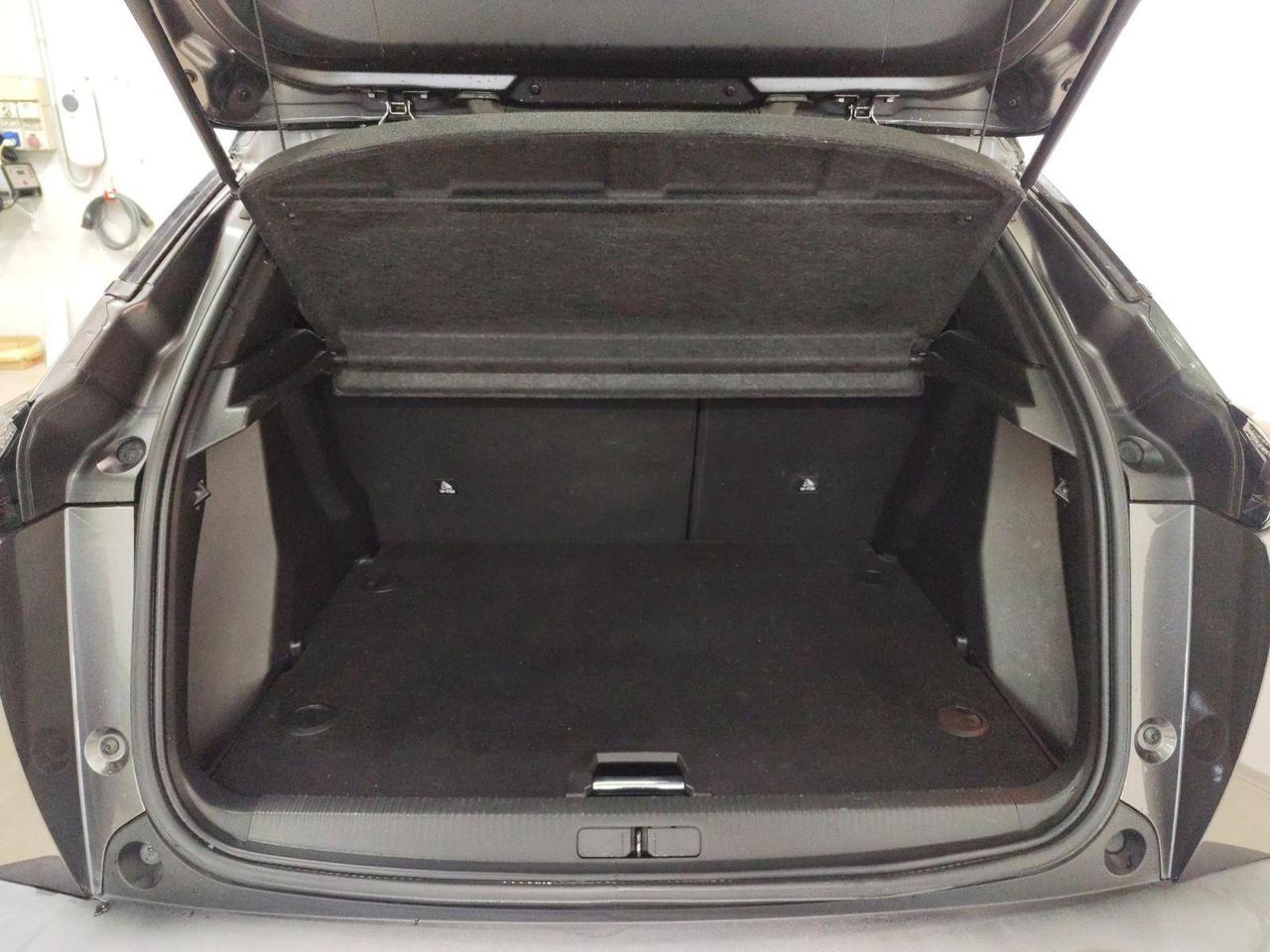 Peugeot 2008 1.5 bluehdi GT Pack 130cv